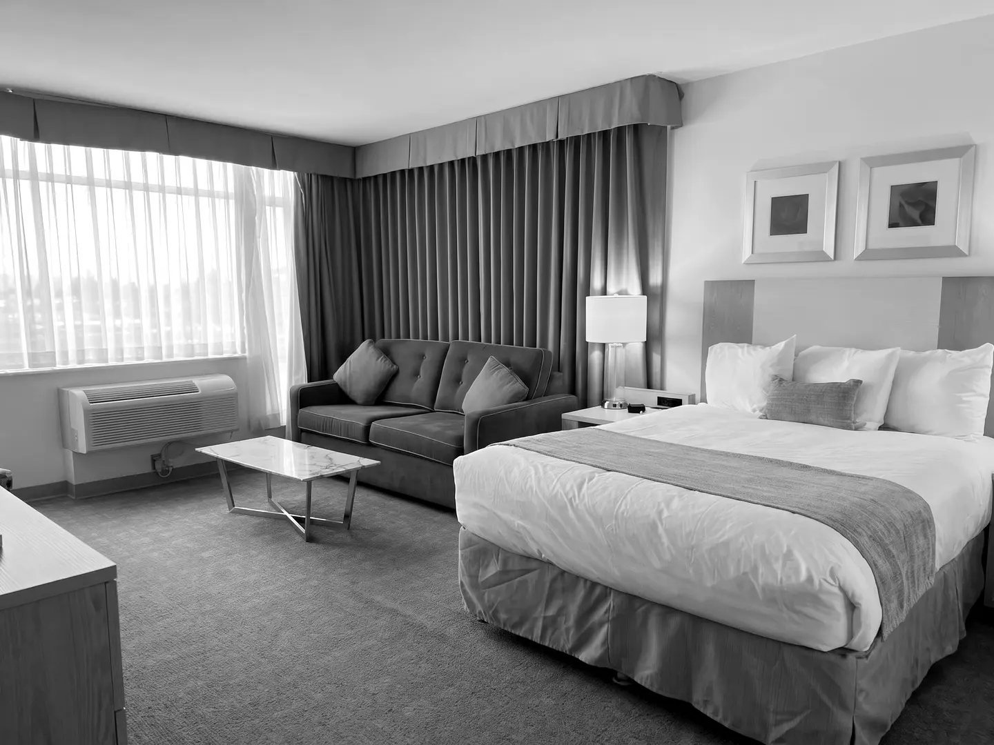 Hotel room at Cascades Casino Langley